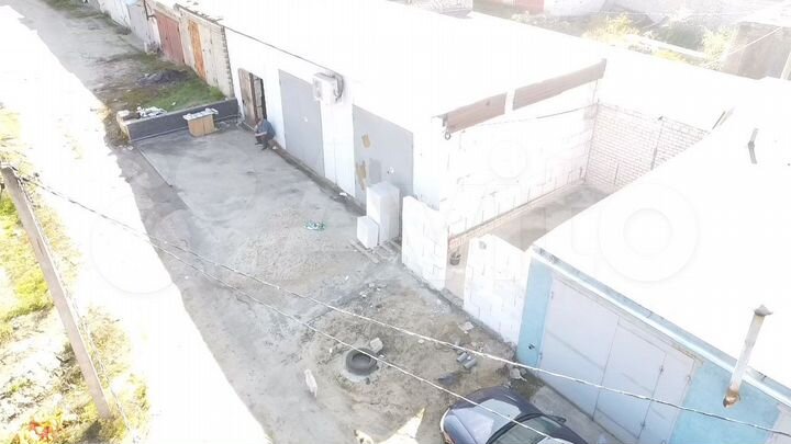 Гараж, > 30 м²