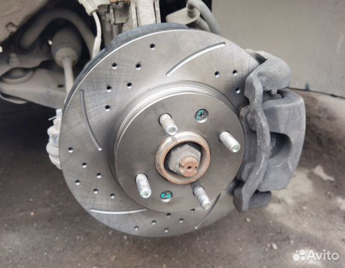 Диски переднего тормоза перфорация Almera Classic