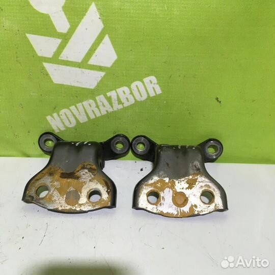 Петля двери задней правой верхняя Шевроле Лачетти