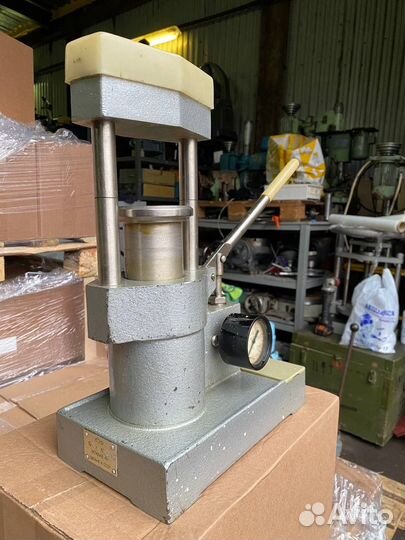 Пресс гидравлический лабараторный К3Ф СССР