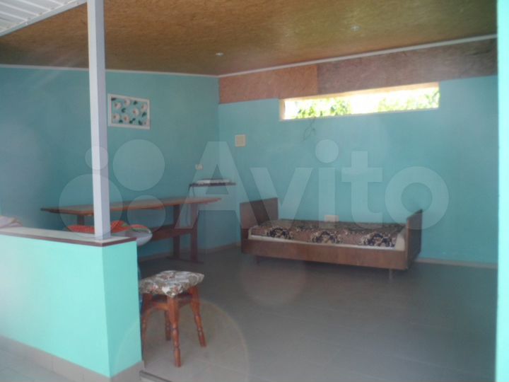 Дом 35 м² на участке 4 сот.