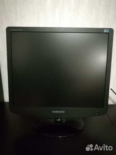 Монитор Samsung SyncMaster 932B