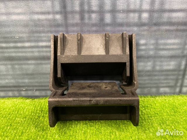 Крепление радиатора Bmw X5 E53 M54 2006