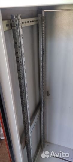 Серверный шкаф на 32юнита