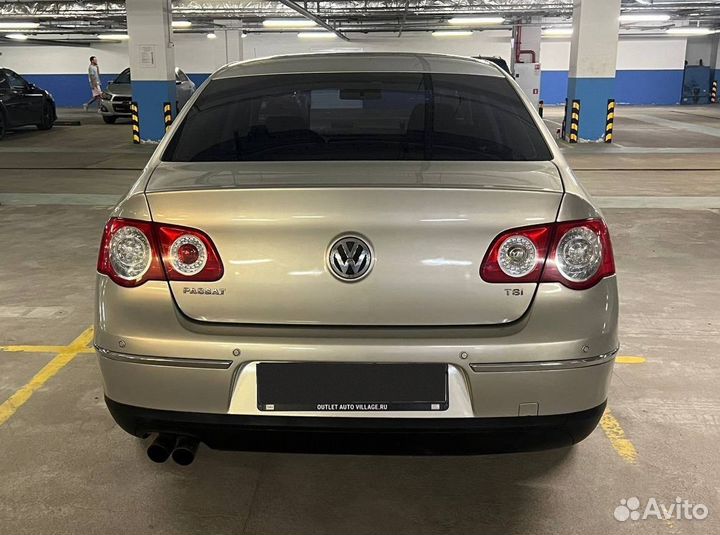 Volkswagen Passat 1.8 AT, 2010, 112 000 км