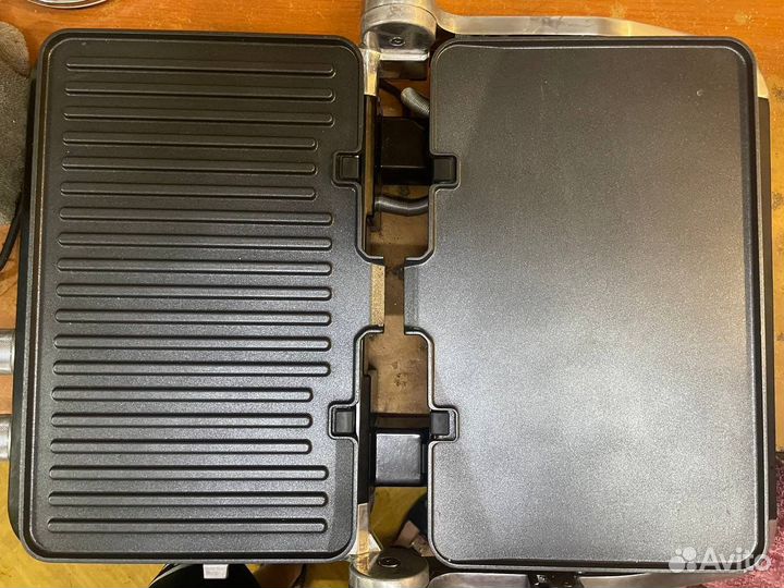 Мультигриль delonghi CGH1012D