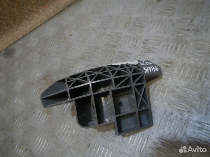 Кронштейн бампера заднего правый, Toyota (Тойота)