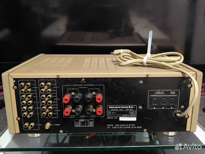 Интегральный усилитель Marantz PM-80