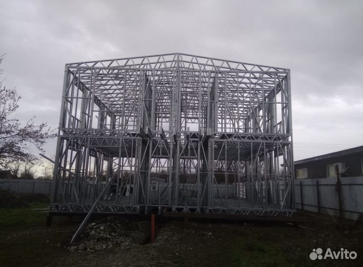 Лстк каркас торгово-офисного здания площадью 242 м