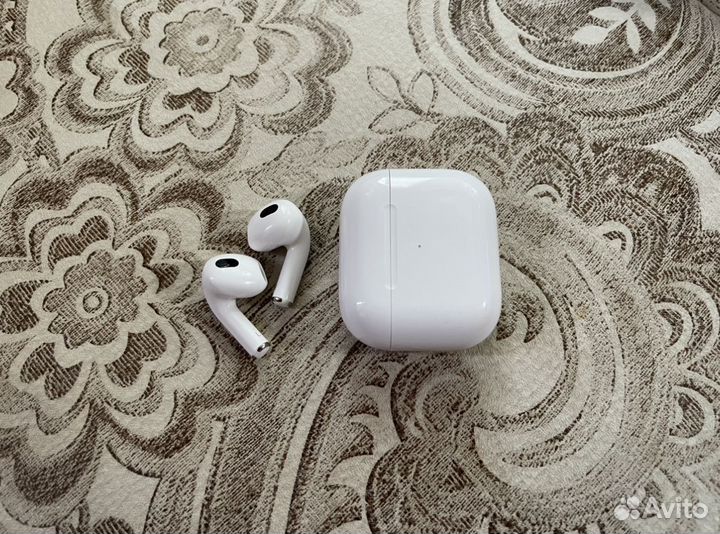 AirPods 3