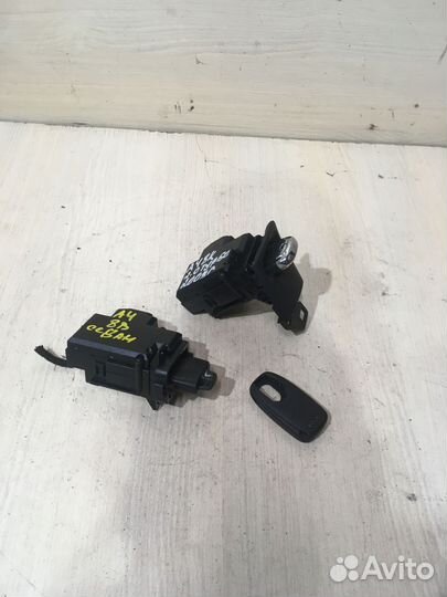Замок зажигания Ауди А4 B8 8K0909131C