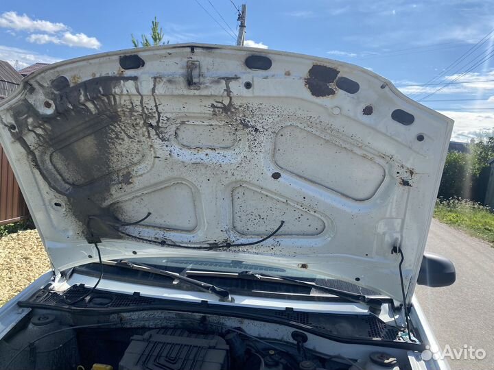 Капот рено логан