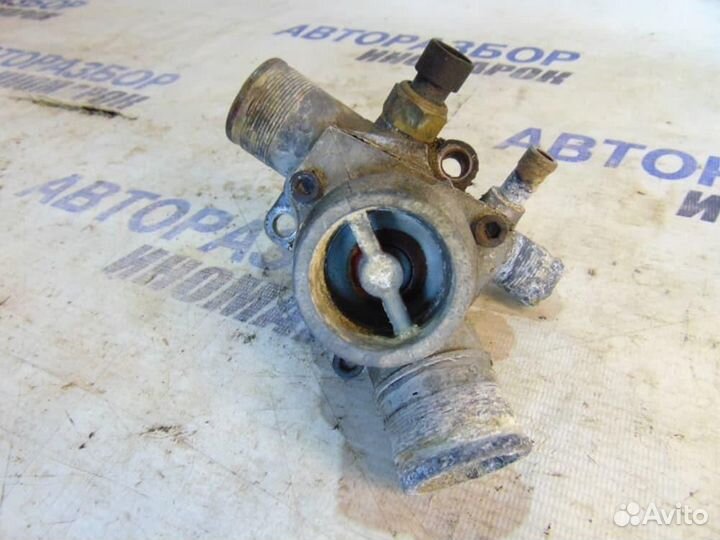 Корпус термостата для ваз LADA Kalina 2004