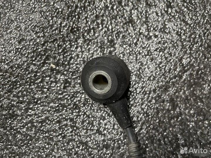 Датчик детонации Audi A4 B8 2.0 tfsi multitronic