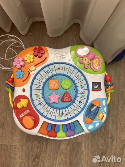 Развивающий музыкальный столик