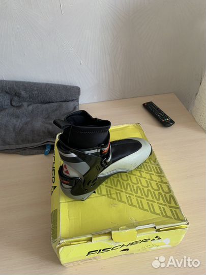 Лыжные ботинки fischer,размер 38 Евро