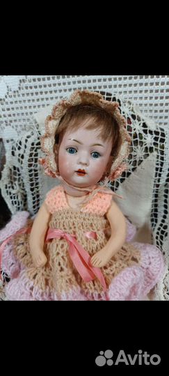 Антикварная кукла