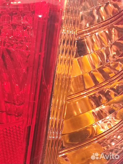 Задний фонарь тойота королла аксио
