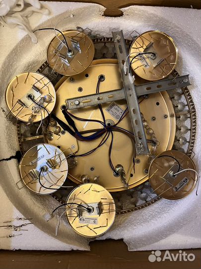 Светильник потолочный встраиваемый