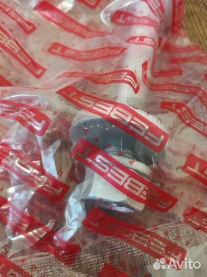 Болт С эксцентриком ремкомплект кия или Хендай