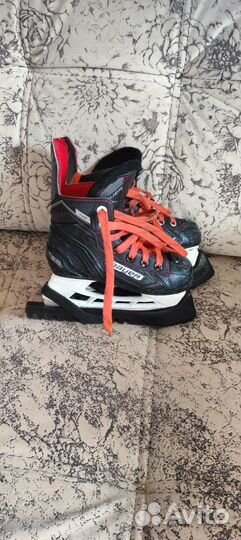 Хоккейные коньки bauer