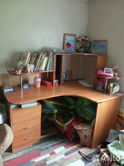 Компьютерный стол