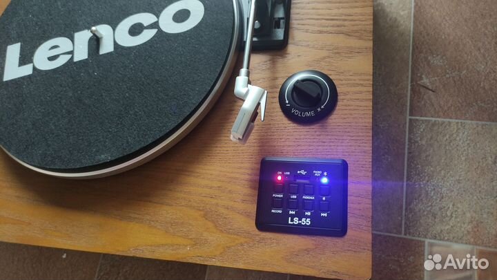 Виниловый проигрыватель lenco ls-55wa