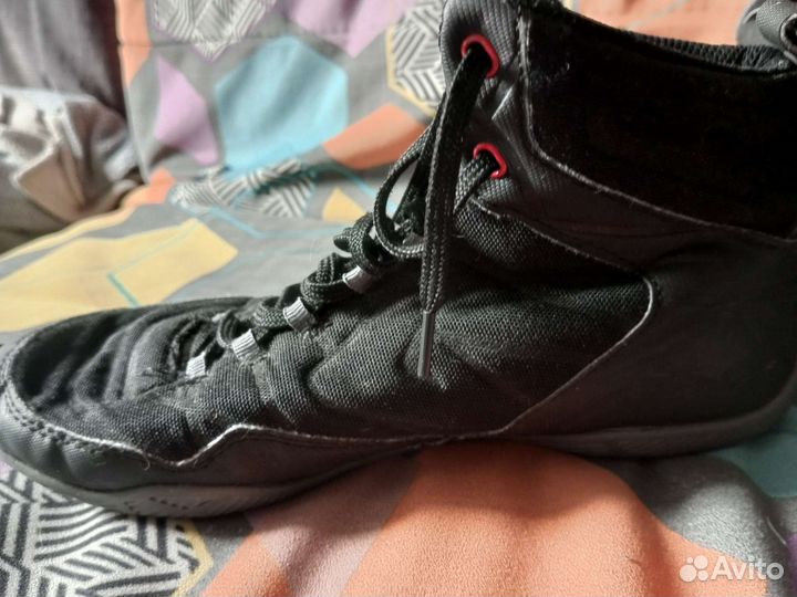 Борцов и трико