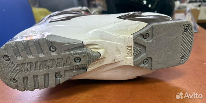 Горнолыжные ботинки 38