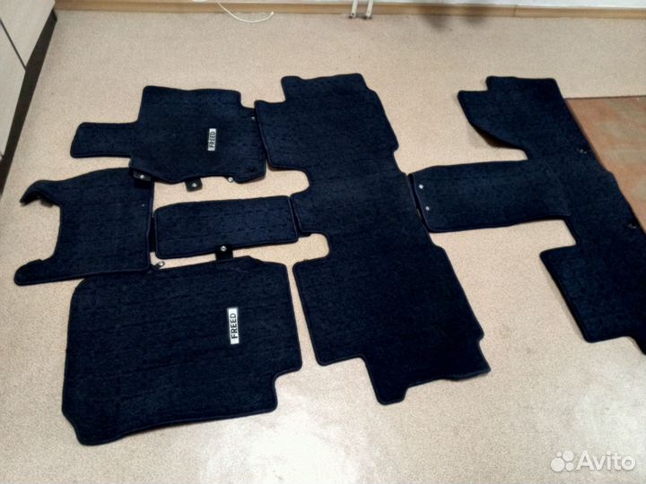 Коврики для автомобиля