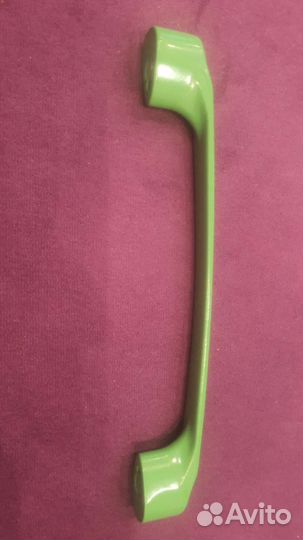 Мебельная ручка зеленая