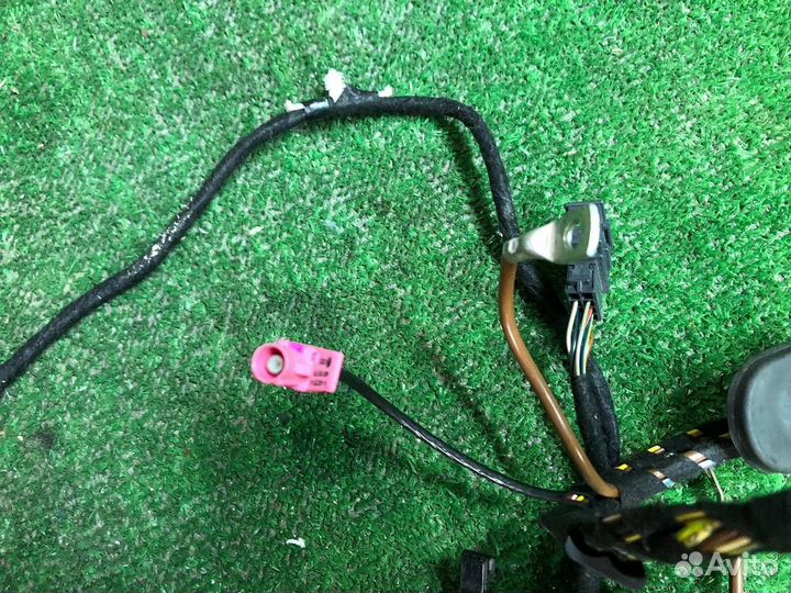 Электропроводка двери багажника Porsche Macan 2014