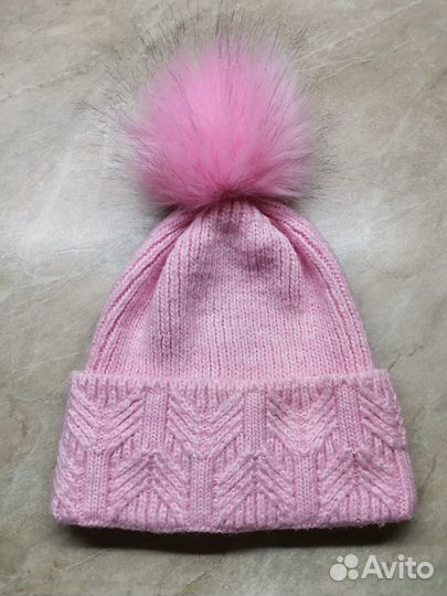 Шапки для девочки теплые + легкие на 6-10 лет