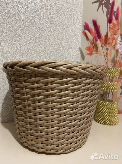 Корзина из ротанга