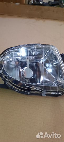 Фары противотуманные на mercedes W211,sprinter 906