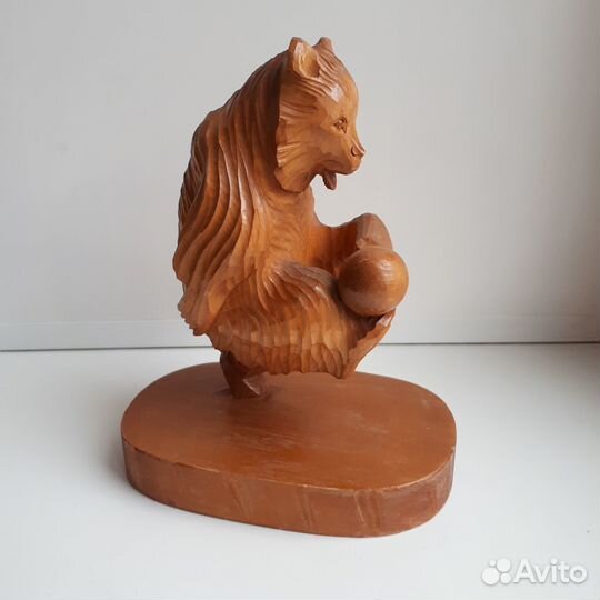 Статуэтка Медведь футболист дерево