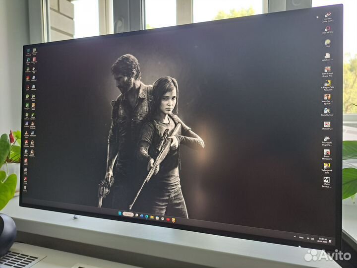 Монитор Philips 27