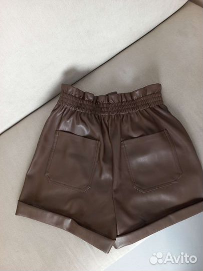 Шорты из эко кожи