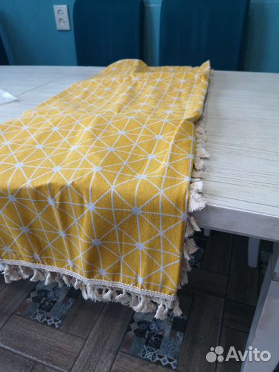 Скатерть льняная с кисточками