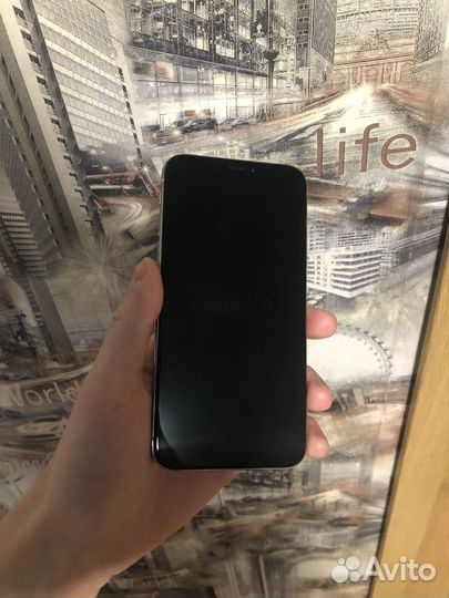 iPhone X, 64 ГБ