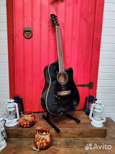 Гитара концертная