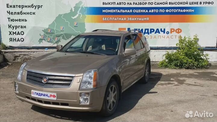Стекло двери передней левой Cadillac SRX 15833811