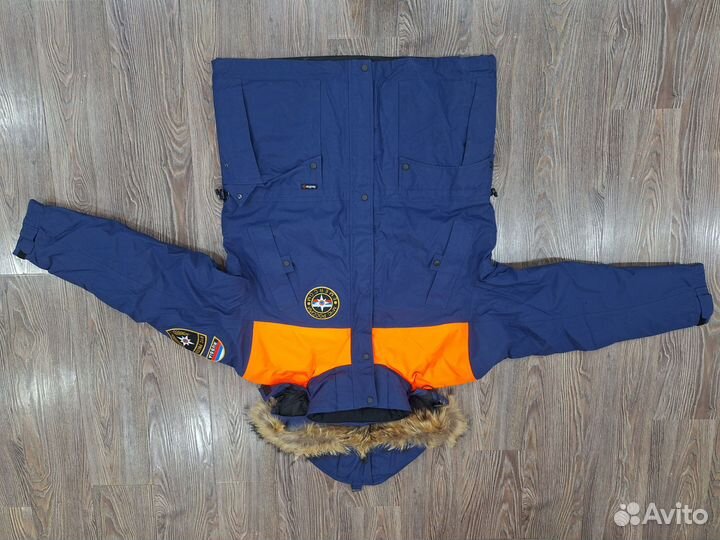 Зимняя куртка