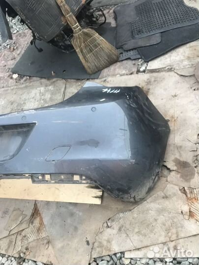 Задний бампер на опель астра J хэтчбек