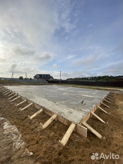 Монолитная плита. Фундамент. Плитный фундамент