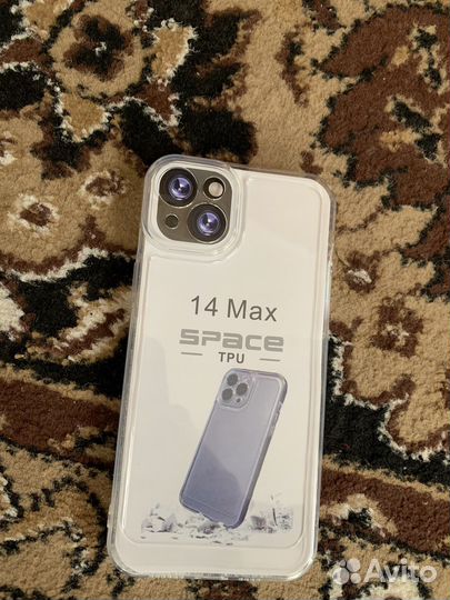 Селиконовый чехол на iPhone 14+