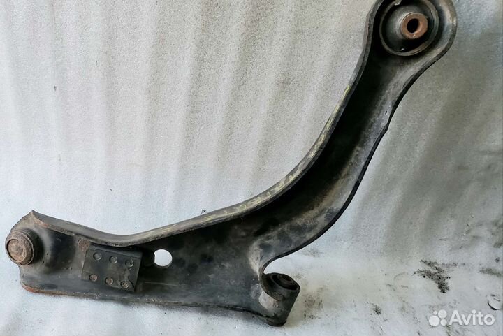 Рычаг левый mazda tribute (EP) 2000-2007