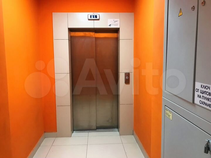 2-к. квартира, 60,4 м², 4/9 эт.