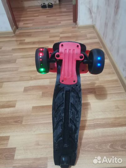 Самокат детский трехколесный