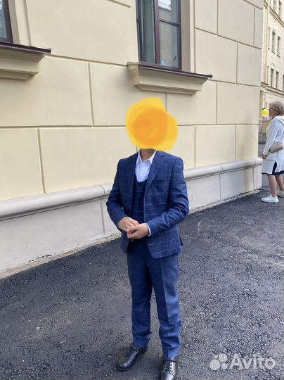 Костюм тройка для мальчика